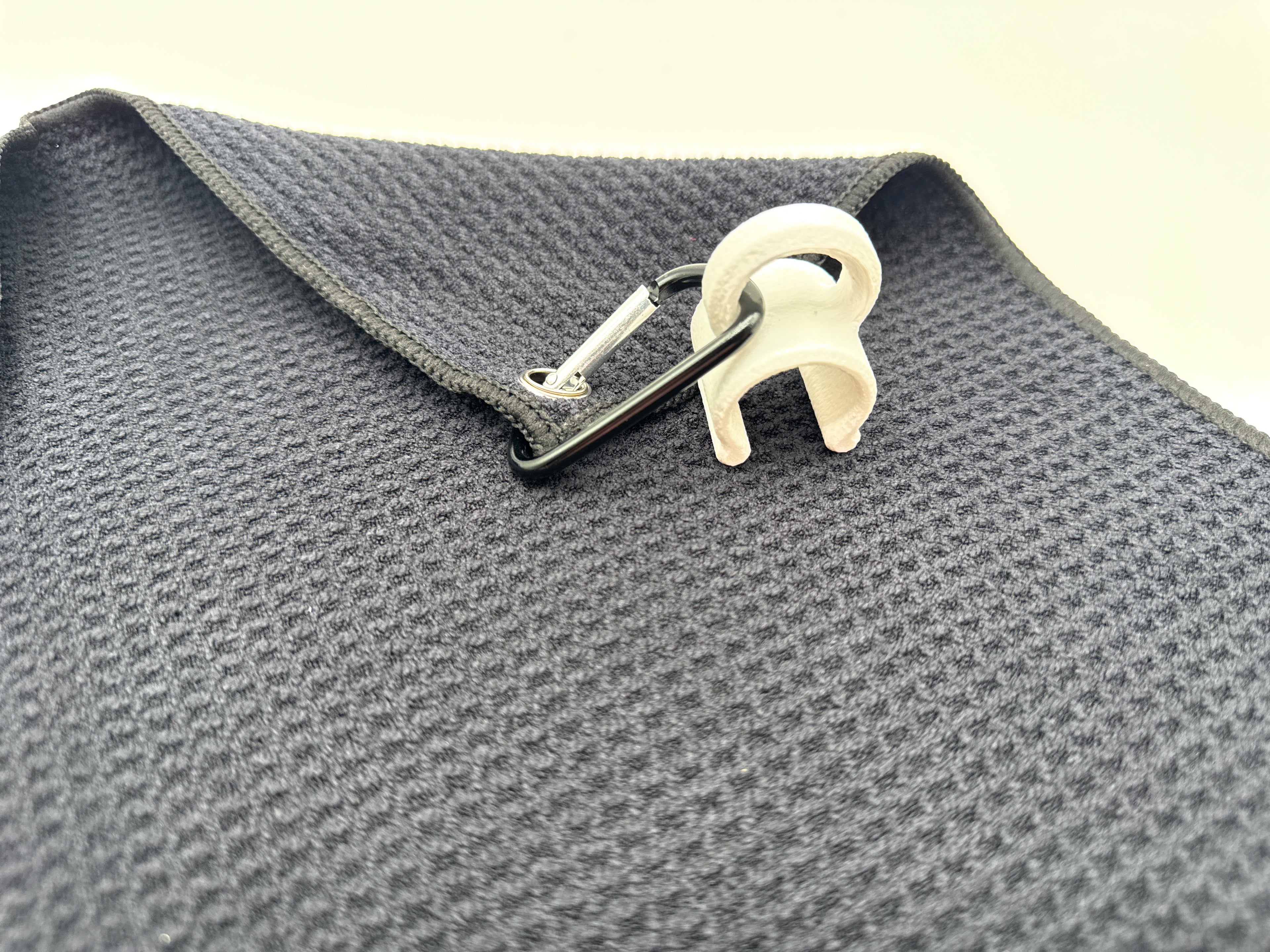 Towel and mount for clip 7/8 inch side rail on boat