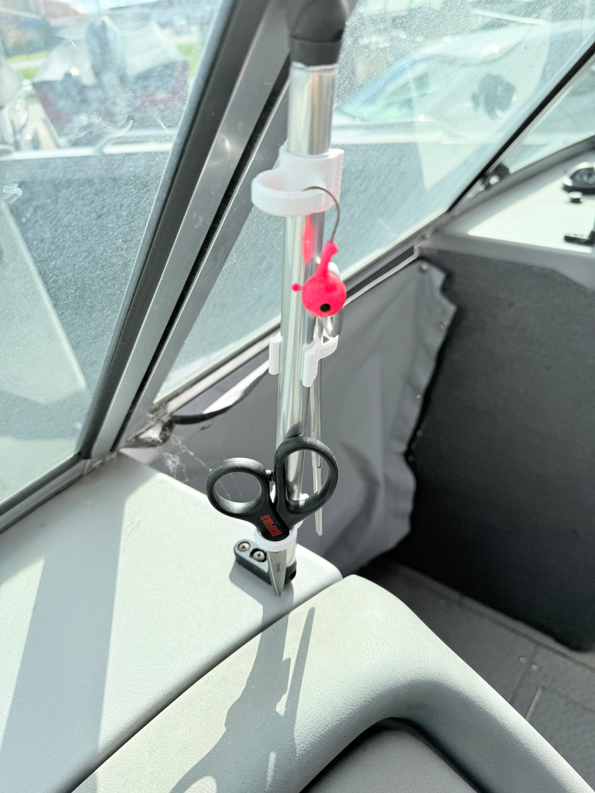 Boat Windshield Accessory Clip 6-Pack | 5/8" Strut Marine Tool Holder